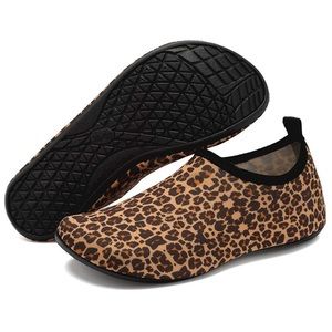 BRAND NEW - Water Beach Surf Sand Shoes